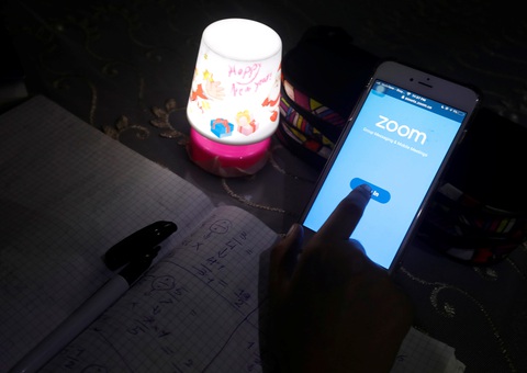 Công ty sở hữu ứng dụng họp trực tuyến Zoom bị kiện tập thể tại Mỹ - Ảnh 1. Công ty sở hữu ứng dụng họp trực tuyến Zoom bị kiện tập thể tại Mỹ - Ảnh 1.
