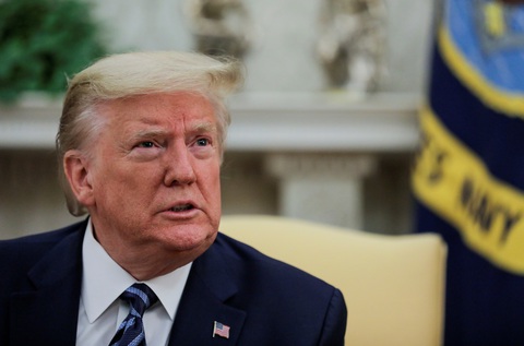 Ông Trump nói corona liên quan phòng thí nghiệm Vũ Hán, dọa phạt thuế Trung Quốc - Ảnh 1. Ông Trump nói corona liên quan phòng thí nghiệm Vũ Hán, dọa phạt thuế Trung Quốc - Ảnh 1.