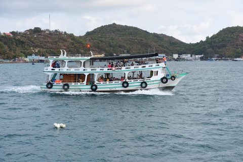 Người Việt Nam du lịch Việt Nam, hàng loạt ưu đãi chờ du khách - Ảnh 1. Người Việt Nam du lịch Việt Nam, hàng loạt ưu đãi chờ du khách - Ảnh 1.