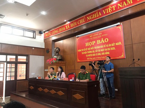 Họp báo vụ giết người, đốt xe: Vì tiền bồi thường bảo hiểm 18 tỉ - Ảnh 1. Họp báo vụ giết người, đốt xe: Vì tiền bồi thường bảo hiểm 18 tỉ - Ảnh 1.