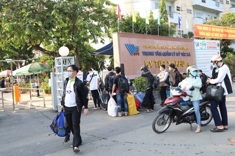 Sinh viên hồ hởi trở lại ký túc xá, chờ lên giảng đường - Ảnh 3. Sinh viên hồ hởi trở lại ký túc xá, chờ lên giảng đường - Ảnh 3.