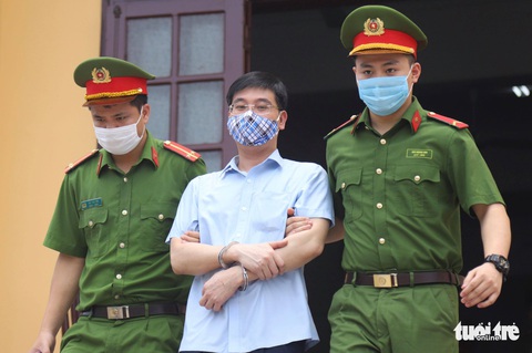 Vụ gian lận thi cử tại Hòa Bình: Cựu thượng tá công an không nhận tội - Ảnh 1. Vụ gian lận thi cử tại Hòa Bình: Cựu thượng tá công an không nhận tội - Ảnh 1.