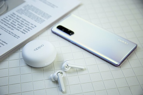 Cơ hội giảm 2 triệu đồng cùng bộ quà phong cách khi sở hữu OPPO Reno3 Pro - Ảnh 2. Cơ hội giảm 2 triệu đồng cùng bộ quà phong cách khi sở hữu OPPO Reno3 Pro - Ảnh 2.