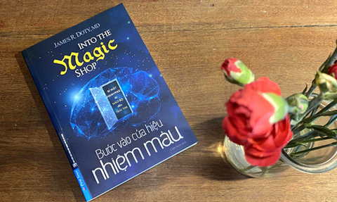 Bước vào cửa hiệu nhiệm màu: Cuộc đời phi thường của một bác sĩ phẫu thuật - Ảnh 1. Bước vào cửa hiệu nhiệm màu: Cuộc đời phi thường của một bác sĩ phẫu thuật - Ảnh 1.