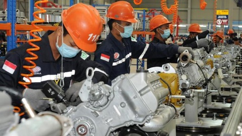 Indonesia sẽ cho phép các lao động dưới 45 tuổi trở lại làm việc - Ảnh 1. Indonesia sẽ cho phép các lao động dưới 45 tuổi trở lại làm việc - Ảnh 1.