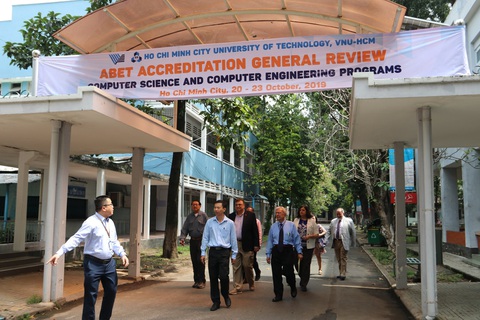 Gần 100 trường đại học chưa được công nhận đạt chuẩn chất lượng - Ảnh 1. Gần 100 trường đại học chưa được công nhận đạt chuẩn chất lượng - Ảnh 1.