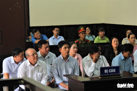 Nguyên phó chủ tịch thành phố Mỹ Tho hầu tòa - Ảnh 1. Nguyên phó chủ tịch thành phố Mỹ Tho hầu tòa - Ảnh 1.