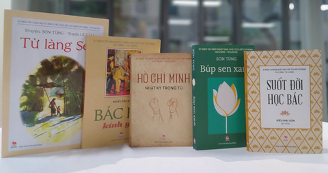 Nhiều cuốn sách về Bác Hồ ra mắt - Ảnh 1. Nhiều cuốn sách về Bác Hồ ra mắt - Ảnh 1.