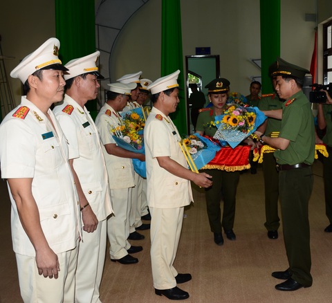 Công an Bình Dương, Bình Thuận: điều chuyển hàng loạt lãnh đạo phòng - Ảnh 1. Công an Bình Dương, Bình Thuận: điều chuyển hàng loạt lãnh đạo phòng - Ảnh 1.
