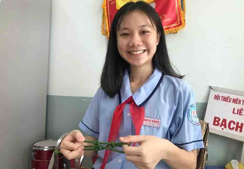 Hai chỉ huy Đội nhiệt tâm - Ảnh 1. Hai chỉ huy Đội nhiệt tâm - Ảnh 1.