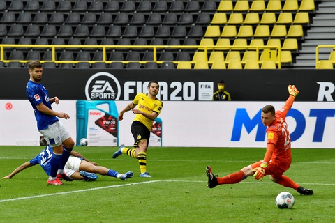 Dortmund đại thắng Schalke ngày Giải vô địch Đức trở lại - Ảnh 2. Dortmund đại thắng Schalke ngày Giải vô địch Đức trở lại - Ảnh 2.