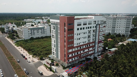 Nở rộ bệnh viện tư ở miền Tây - Ảnh 1. Nở rộ bệnh viện tư ở miền Tây - Ảnh 1.