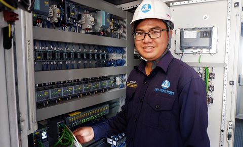 Cây sáng kiến ở cảng Bến Nghé - Ảnh 1. Cây sáng kiến ở cảng Bến Nghé - Ảnh 1.