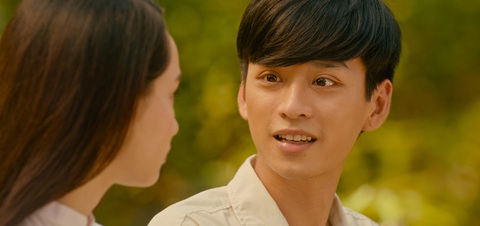 Khi Mắt biếc thất thủ trước Gái già lắm chiêu 3! - Ảnh 1. Khi Mắt biếc thất thủ trước Gái già lắm chiêu 3! - Ảnh 1.