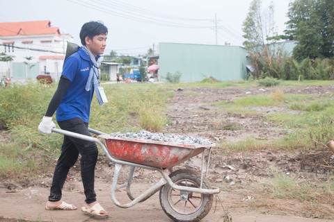 Luôn rèn giũa để là người tử tế và có ích - Ảnh 3. Luôn rèn giũa để là người tử tế và có ích - Ảnh 3.