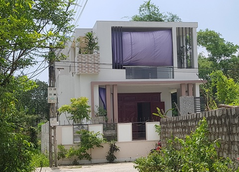 Đến ngôi nhà một hộ cận nghèo tự nguyện’ không nhận tiền hỗ trợ - Ảnh 1. Đến ngôi nhà một hộ cận nghèo tự nguyện’ không nhận tiền hỗ trợ - Ảnh 1.