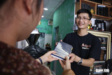 Uống cà phê trả bằng sách tại Sài Gòn - Ảnh 7. Uống cà phê trả bằng sách tại Sài Gòn - Ảnh 7.