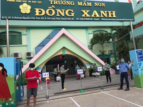 Phụ huynh tìm trường mầm non khác cho con vì trường cũ giải thể - Ảnh 2. Phụ huynh tìm trường mầm non khác cho con vì trường cũ giải thể - Ảnh 2.