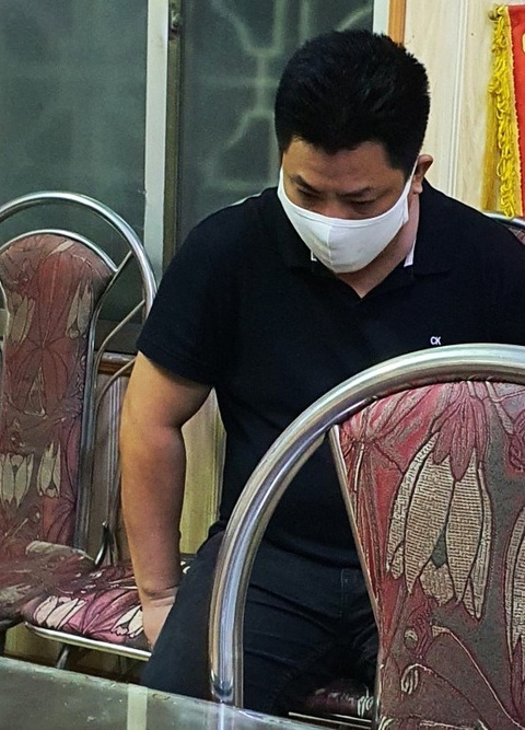 Nổ quan hệ rộng để lừa đảo chiếm đoạt hơn 19 tỉ đồng - Ảnh 2. Nổ quan hệ rộng để lừa đảo chiếm đoạt hơn 19 tỉ đồng - Ảnh 2.