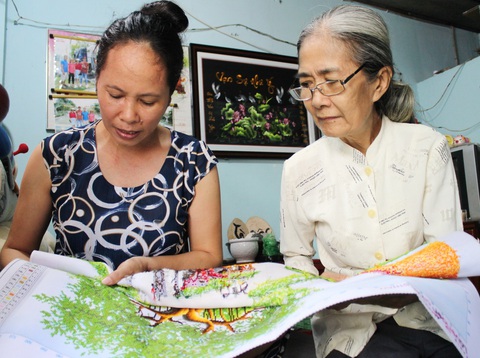 Tấm lòng hai bà chủ trọ: Công nhân vất vả rồi, mình giúp được gì thì giúp - Ảnh 2. Tấm lòng hai bà chủ trọ: Công nhân vất vả rồi, mình giúp được gì thì giúp - Ảnh 2.