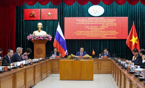 TP.HCM hội nghị trực tuyến với TP Saint Petersburg nhân sinh nhật Bác Hồ - Ảnh 1. TP.HCM hội nghị trực tuyến với TP Saint Petersburg nhân sinh nhật Bác Hồ - Ảnh 1.