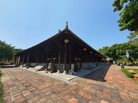 Bảo tàng Cổ vật cung đình Huế triển lãm tư liệu, kỷ vật của hoàng đế Gia Long - Ảnh 12. Bảo tàng Cổ vật cung đình Huế triển lãm tư liệu, kỷ vật của hoàng đế Gia Long - Ảnh 12.