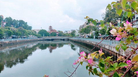 Nạo vét 40.000m3 bùn, kênh Nhiêu Lộc - Thị Nghè bắt đầu trong xanh - Ảnh 1. Nạo vét 40.000m3 bùn, kênh Nhiêu Lộc - Thị Nghè bắt đầu trong xanh - Ảnh 1.