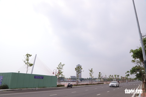 Đà Nẵng tạm dừng dự án phố đi bộ - chợ đêm Bạch Đằng - Ảnh 1. Đà Nẵng tạm dừng dự án phố đi bộ - chợ đêm Bạch Đằng - Ảnh 1.