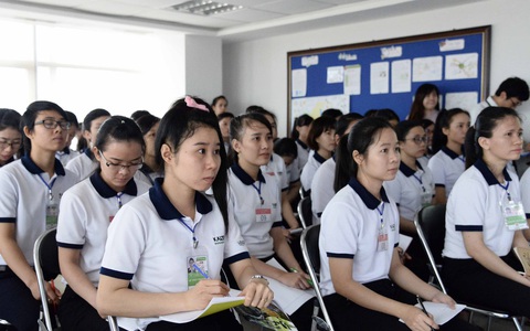 Tăng cường bảo vệ lao động ở nước ngoài - Ảnh 1. Tăng cường bảo vệ lao động ở nước ngoài - Ảnh 1.