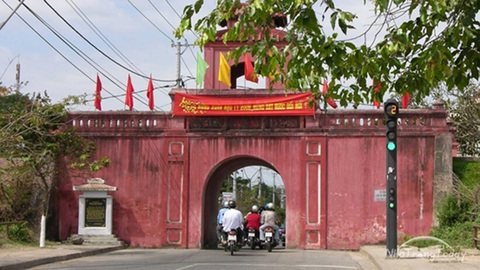 Về thăm bảo vật Diên Khánh - Ảnh 1. Về thăm bảo vật Diên Khánh - Ảnh 1.