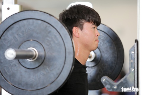 Duy Mạnh không kịp phục hồi 100% cho AFF Cup 2020 - Ảnh 2. Duy Mạnh không kịp phục hồi 100% cho AFF Cup 2020 - Ảnh 2.