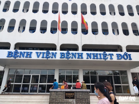 Phổi bệnh nhân 91 tốt lên, tổng chi phí điều trị khoảng 3 tỉ đồng - Ảnh 1. Phổi bệnh nhân 91 tốt lên, tổng chi phí điều trị khoảng 3 tỉ đồng - Ảnh 1.