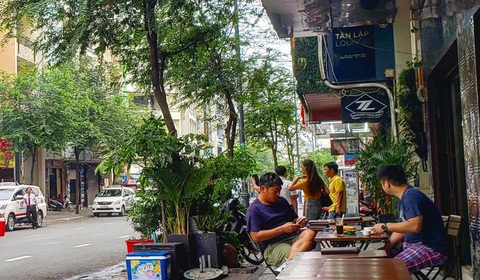 Đến Sài Gòn đừng quên uống cà phê sữa đá nhé - Ảnh 3. Đến Sài Gòn đừng quên uống cà phê sữa đá nhé - Ảnh 3.