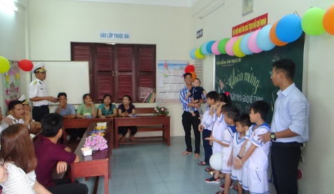 Đến Trường Sa để yêu hơn Tổ quốc mình - Ảnh 3. Đến Trường Sa để yêu hơn Tổ quốc mình - Ảnh 3.