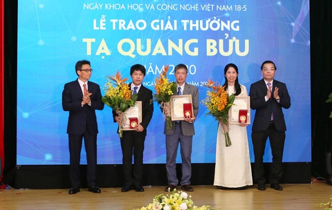 Phạm Tiến Sơn - 30 năm ở Đà Lạt làm toán - Ảnh 3. Phạm Tiến Sơn - 30 năm ở Đà Lạt làm toán - Ảnh 3.