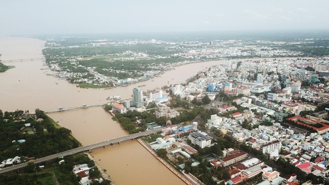 Ông Nguyễn Văn Bình: Cần Thơ cần đặt trong “trạng thái bình thường mới” để phát triển - Ảnh 2. Ông Nguyễn Văn Bình: Cần Thơ cần đặt trong “trạng thái bình thường mới” để phát triển - Ảnh 2.