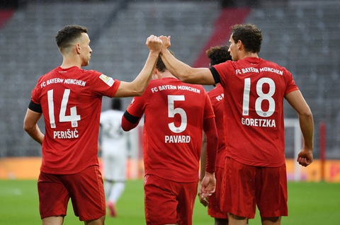 Khuất phục Frankfurt, Bayern Munich tái lập khoảng cách 4 điểm với Dortmund - Ảnh 1. Khuất phục Frankfurt, Bayern Munich tái lập khoảng cách 4 điểm với Dortmund - Ảnh 1.