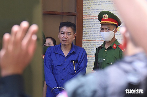 Đề nghị cựu trưởng phòng và chuyên viên khảo thí Sơn La mỗi người 23-25 năm tù - Ảnh 1. Đề nghị cựu trưởng phòng và chuyên viên khảo thí Sơn La mỗi người 23-25 năm tù - Ảnh 1.