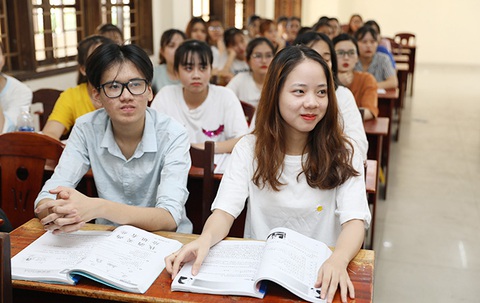 Đào tạo ngôn ngữ Hàn - Trung - Anh: giải cơn khát của thị trường nhân lực - Ảnh 2. Đào tạo ngôn ngữ Hàn - Trung - Anh: giải cơn khát của thị trường nhân lực - Ảnh 2.