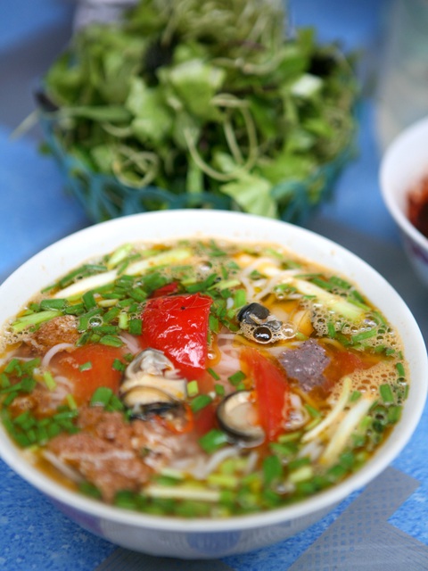 Quanh Hà Nội có mấy thứ bún: bún ốc, bún chả, bún đậu... - Ảnh 6. Quanh Hà Nội có mấy thứ bún: bún ốc, bún chả, bún đậu... - Ảnh 6.