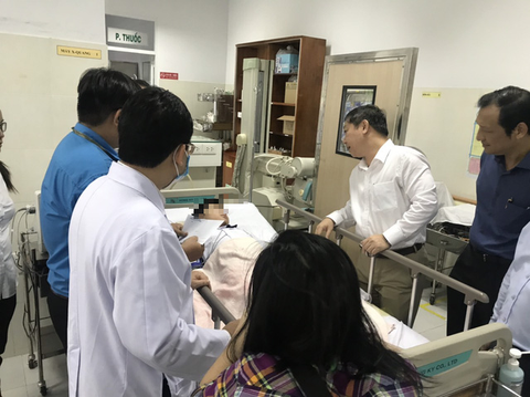Học sinh tử vong do cây đổ: Mẹ của em mới sinh con nhỏ 3 ngày - Ảnh 5. Học sinh tử vong do cây đổ: Mẹ của em mới sinh con nhỏ 3 ngày - Ảnh 5.