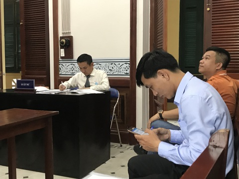 Vụ đôi bạn thân ra tòa vì vé số: Không có cơ sở khẳng định vé số trúng giải - Ảnh 1. Vụ đôi bạn thân ra tòa vì vé số: Không có cơ sở khẳng định vé số trúng giải - Ảnh 1.