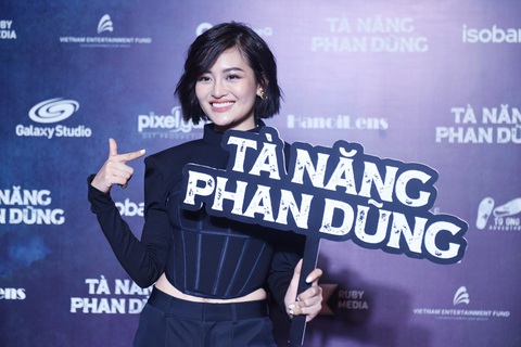 Diễn viên phim Tà Năng Phan Dũng đóng cảnh ăn ếch sống khi lạc trong rừng - Ảnh 6. Diễn viên phim Tà Năng Phan Dũng đóng cảnh ăn ếch sống khi lạc trong rừng - Ảnh 6.