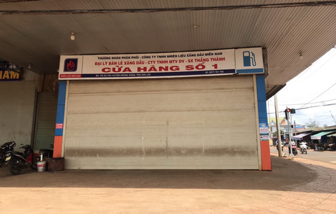 Bộ trưởng Công thương yêu cầu kiểm tra ngay nghi vấn găm hàng chờ tăng giá xăng - Ảnh 1. Bộ trưởng Công thương yêu cầu kiểm tra ngay nghi vấn găm hàng chờ tăng giá xăng - Ảnh 1.