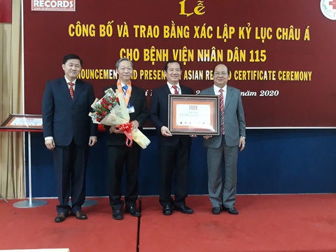 Bệnh viện Nhân dân 115 xác lập 3 kỷ lục châu Á - Ảnh 2. Bệnh viện Nhân dân 115 xác lập 3 kỷ lục châu Á - Ảnh 2.