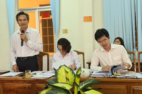 Bị cáo nhảy lầu tự tử sau tuyên án: TAND tỉnh Bình Phước nói hoàn toàn công tâm, vô tư - Ảnh 6. Bị cáo nhảy lầu tự tử sau tuyên án: TAND tỉnh Bình Phước nói hoàn toàn công tâm, vô tư - Ảnh 6.