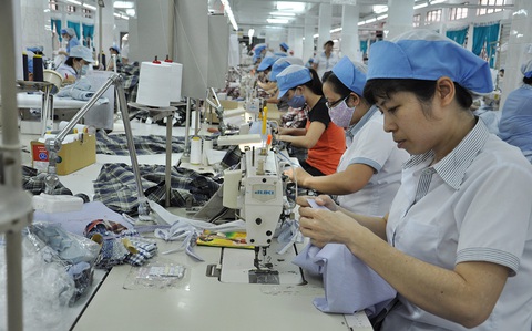 Doanh nghiệp kêu khó vay ngân hàng - Ảnh 1. Doanh nghiệp kêu khó vay ngân hàng - Ảnh 1.