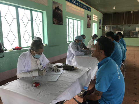 Khám sức khỏe cho học viên cai nghiện - Ảnh 1. Khám sức khỏe cho học viên cai nghiện - Ảnh 1.
