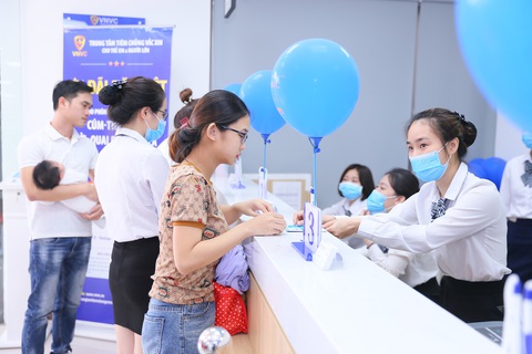 Khai trương trung tâm tiêm chủng VNVC Ninh Bình - Ảnh 2. Khai trương trung tâm tiêm chủng VNVC Ninh Bình - Ảnh 2.