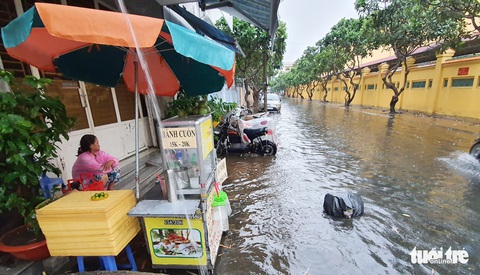 Mưa to cả tiếng, Cần Thơ cũng mênh mông mênh mông - Ảnh 5. Mưa to cả tiếng, Cần Thơ cũng mênh mông mênh mông - Ảnh 5.